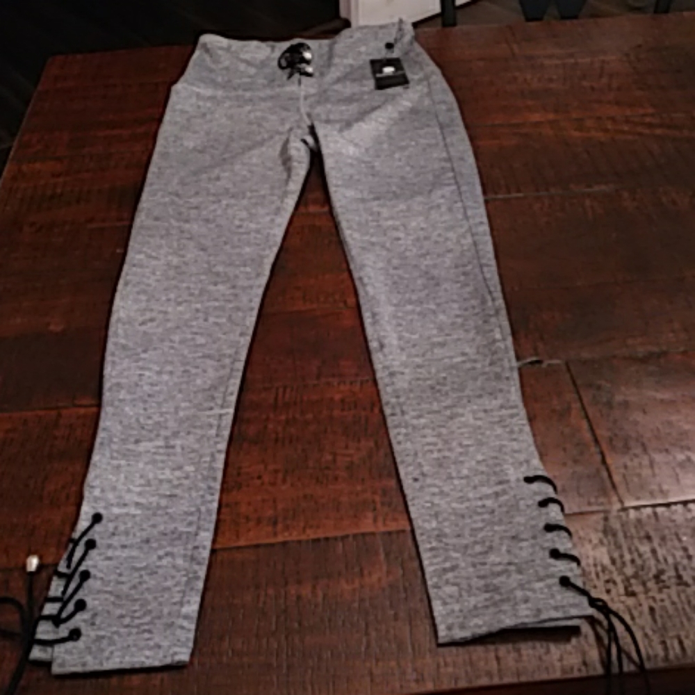 Electric Yoga. Yoga pants. Size Small. Grey